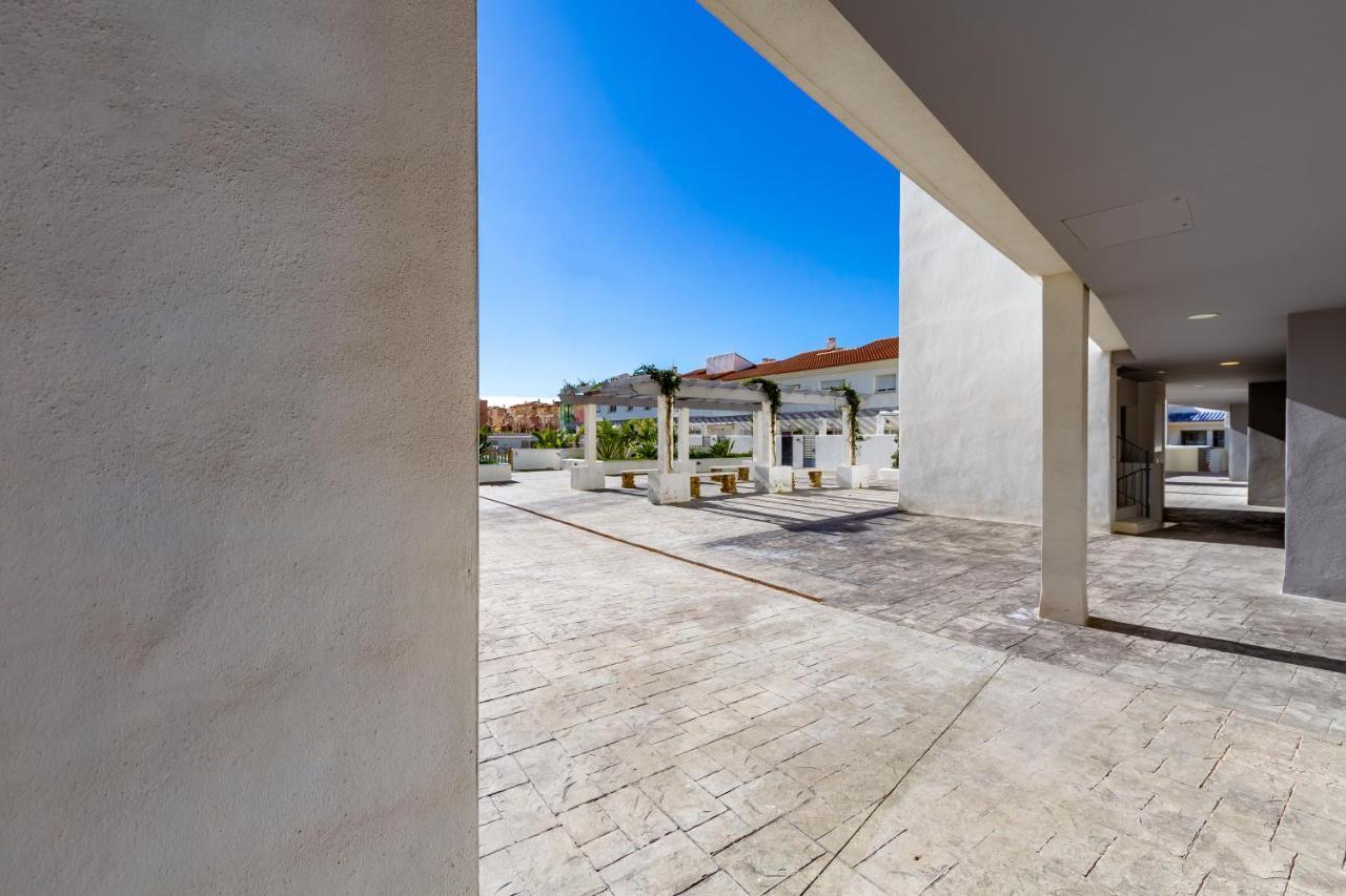 טריפה Near Beach, Cosy Terrace, Pool & Fibre Wifi מראה חיצוני תמונה
